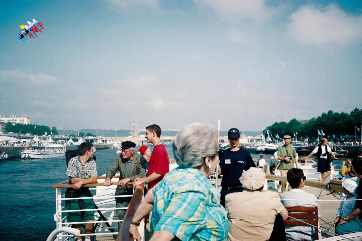A1999-07_13A_B317_013-sur le bateau LE PAQUEBOT_HG